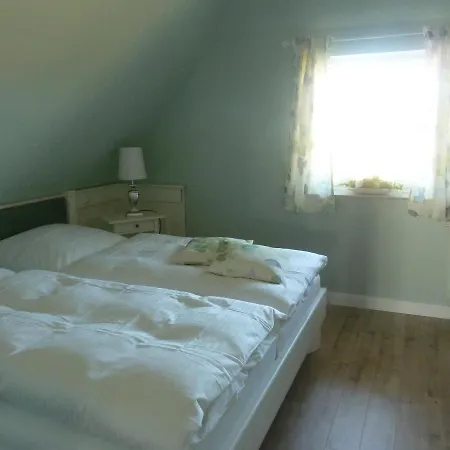 Ferienhaeuser Salzhaff-romantik * Tessmannsdorf