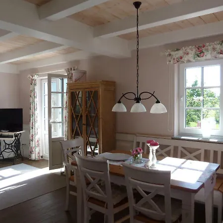 Ferienhaeuser Salzhaff-romantik Tessmannsdorf